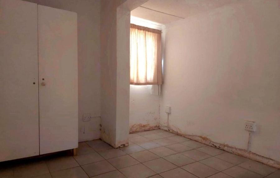 3 Bedroom Property for Sale in Uitenhage Central Eastern Cape